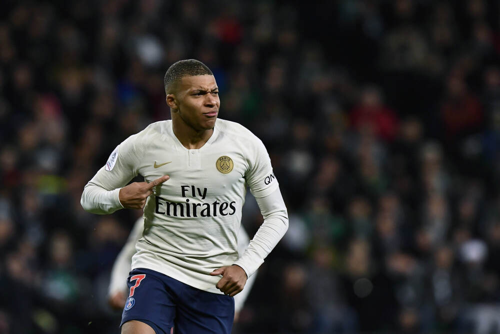 每天5分钟头皮按摩,养出浓密发量!新手防脱技巧